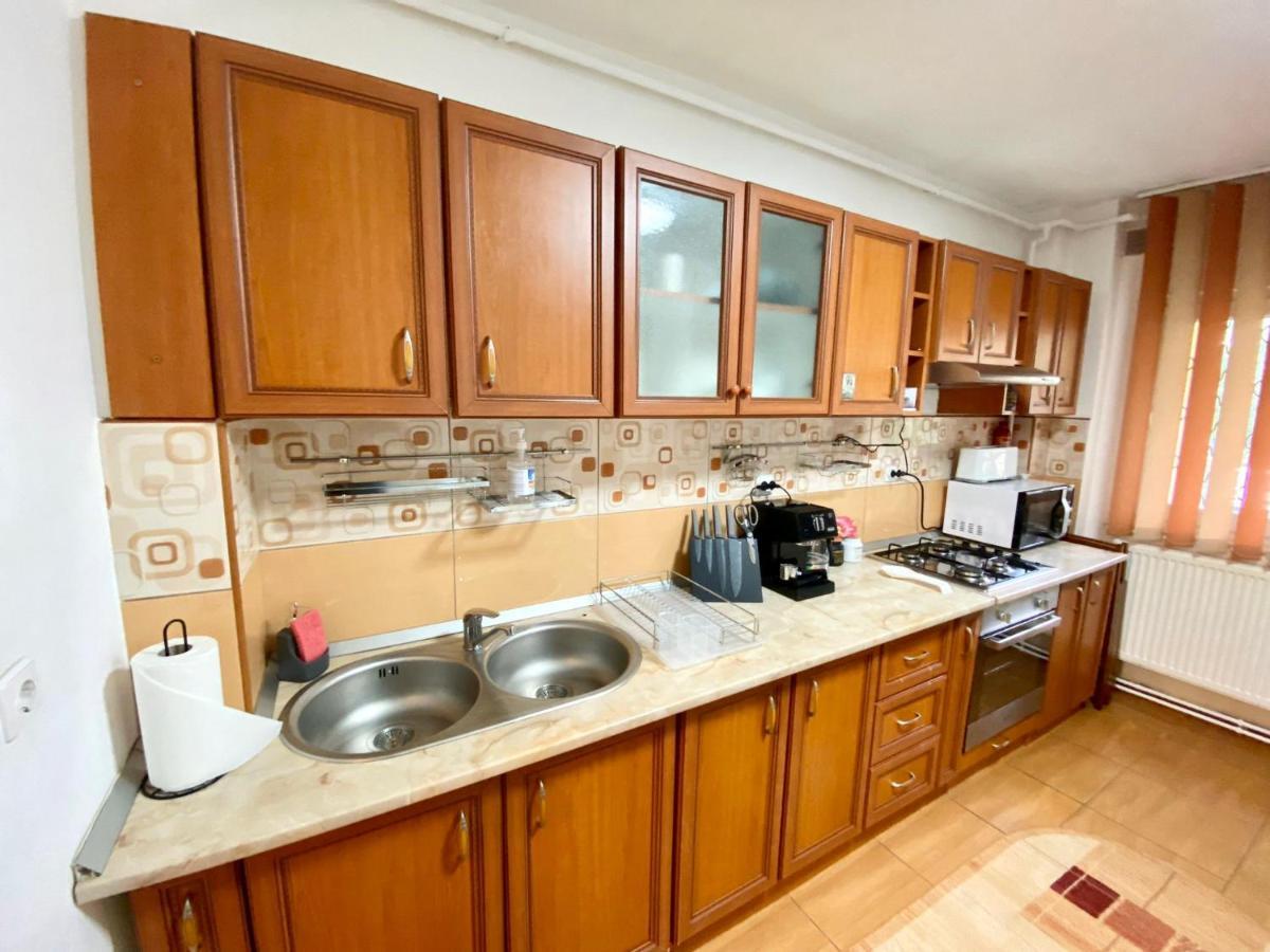 Jad - Familiy 4 Rooms Apartment - Near Forest And Historic Center - Racadau Braşov Exterior foto